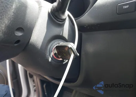 2013 Kia Soul z USA, uszkodzony, nr VIN KNDJT2A50D7764784